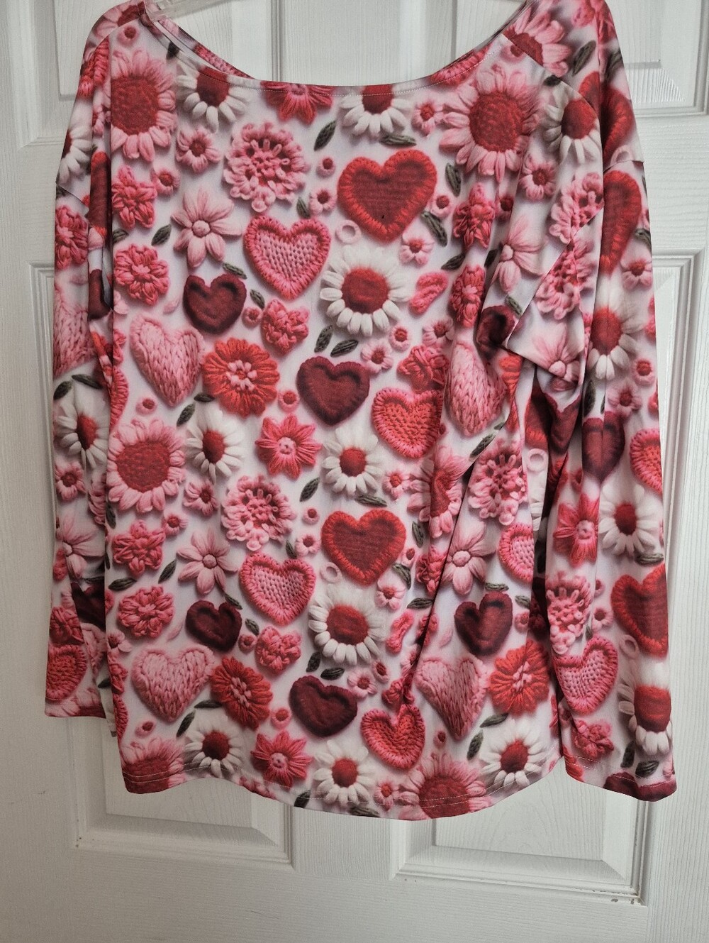 Ladies Pink Heart & Shamrock Top